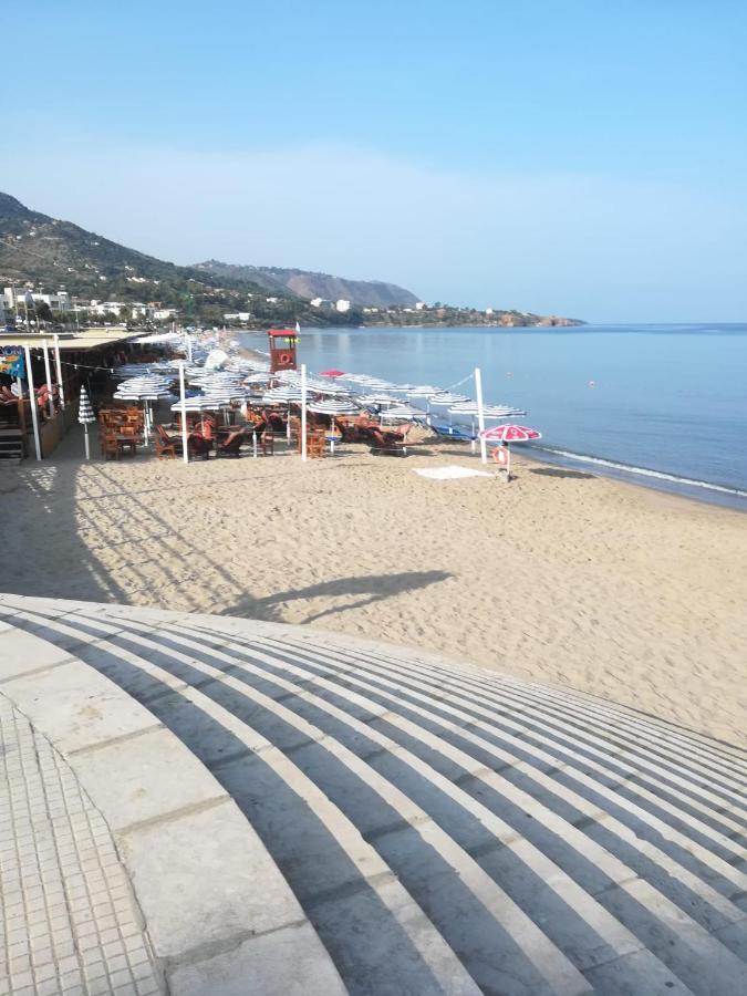 Dea Seaview Apartment Cefalu Luaran gambar